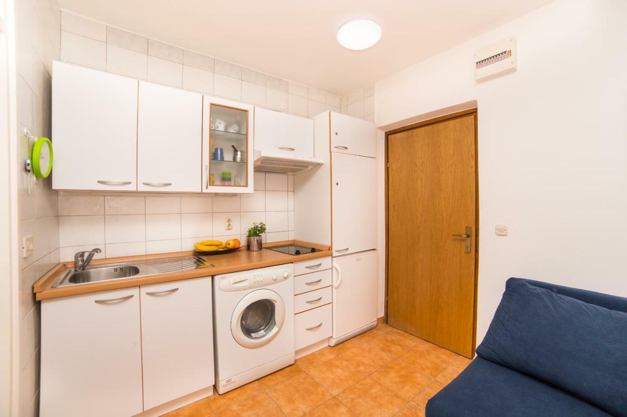 Marivan Centar&Beach Makarska Ngoại thất bức ảnh